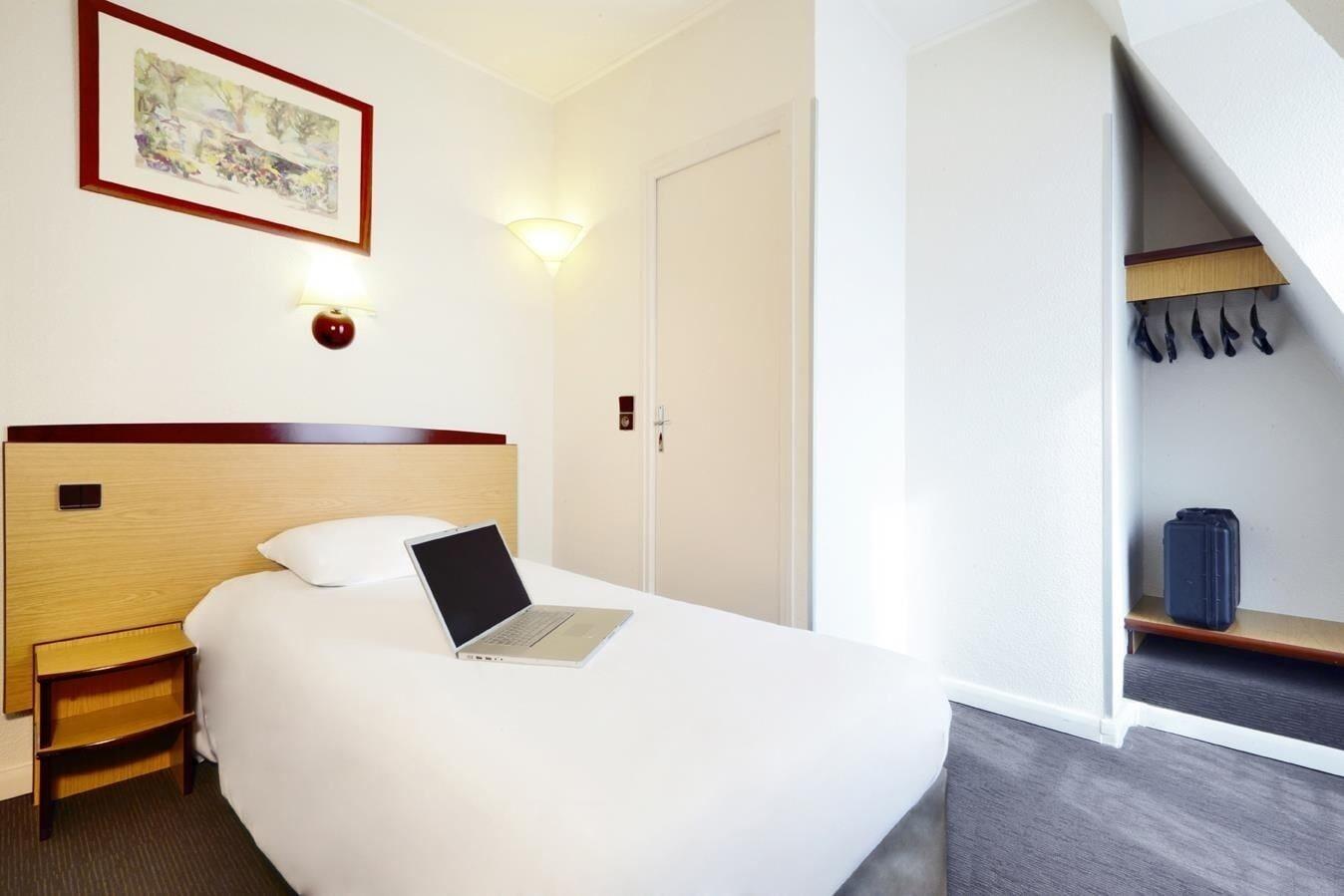 Готель Campanile Paris Ouest - Boulogne Екстер'єр фото