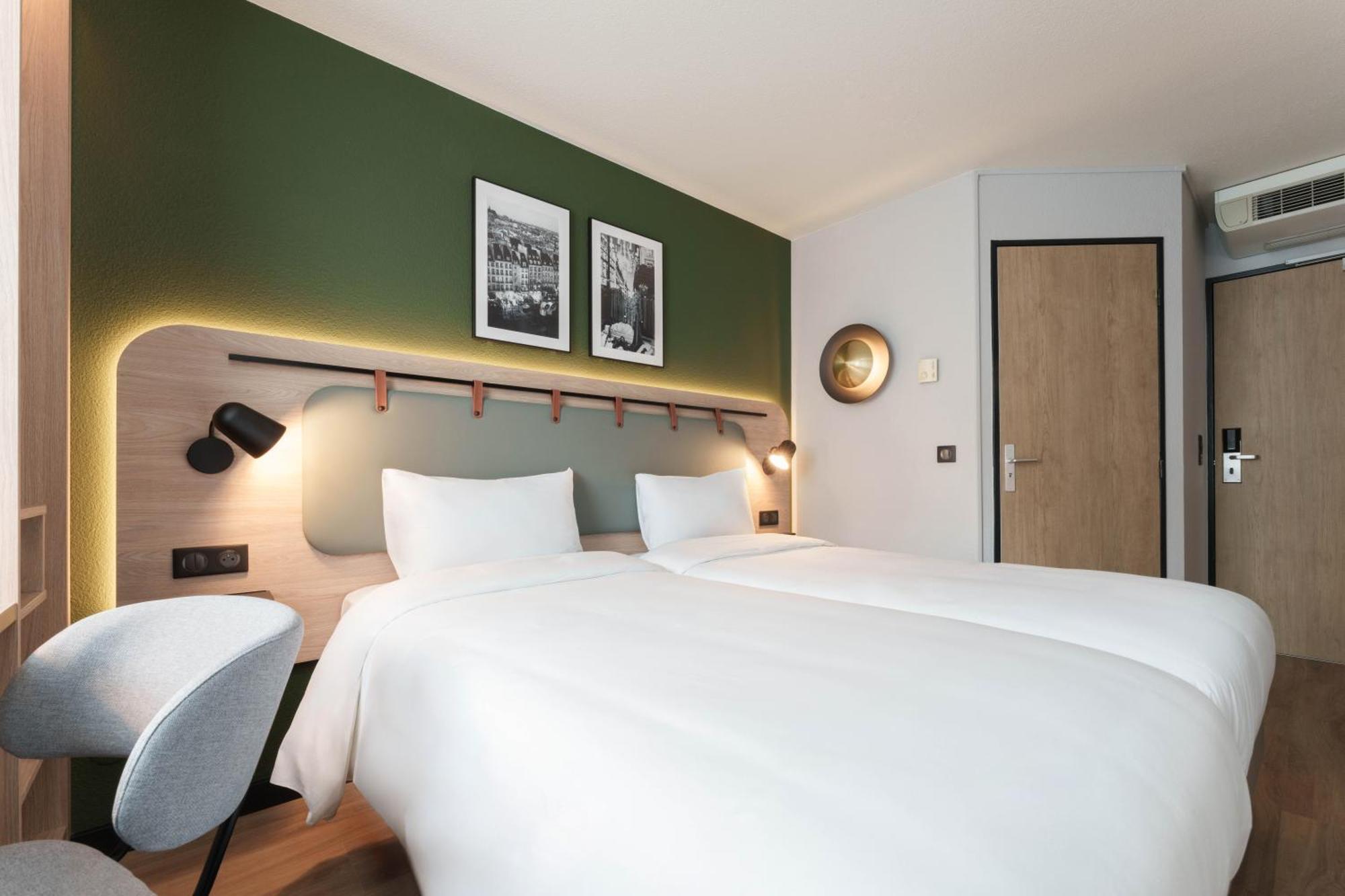 Готель Campanile Paris Ouest - Boulogne Екстер'єр фото